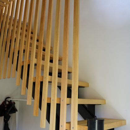Pine solid wood stairs with steel frame