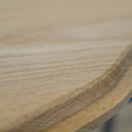 Curvilinear wood flooring