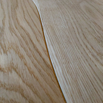 Curvilinear wood flooring