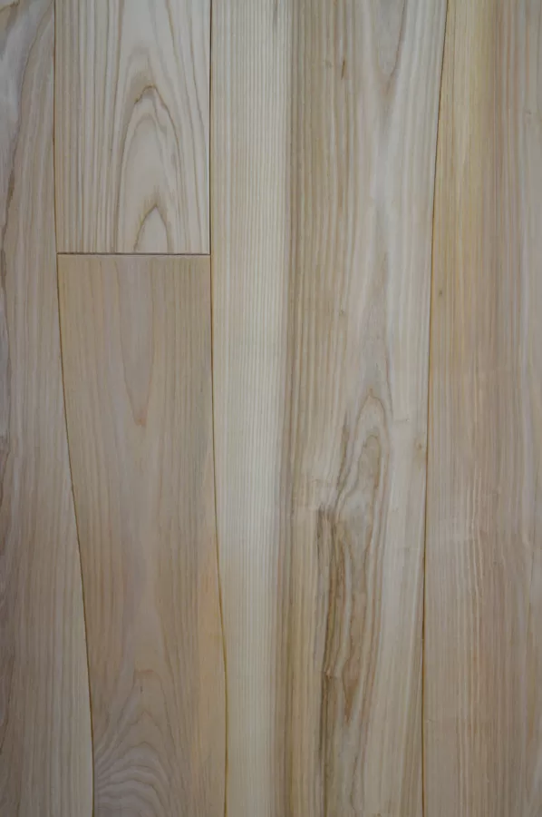 Curvilinear wood flooring