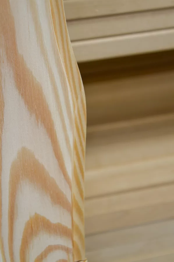 Curvilinear wood flooring