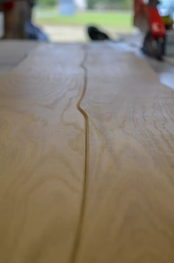 Curvilinear wood flooring