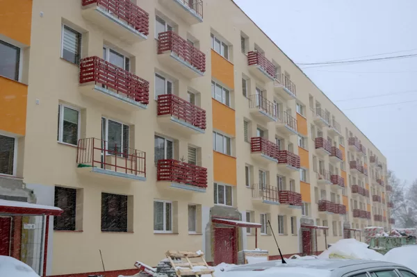 Daudzdzīvokļu māja Ķekavā